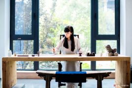 半生緣創(chuàng)始人兼首席設(shè)計(jì)師——王冰瀟