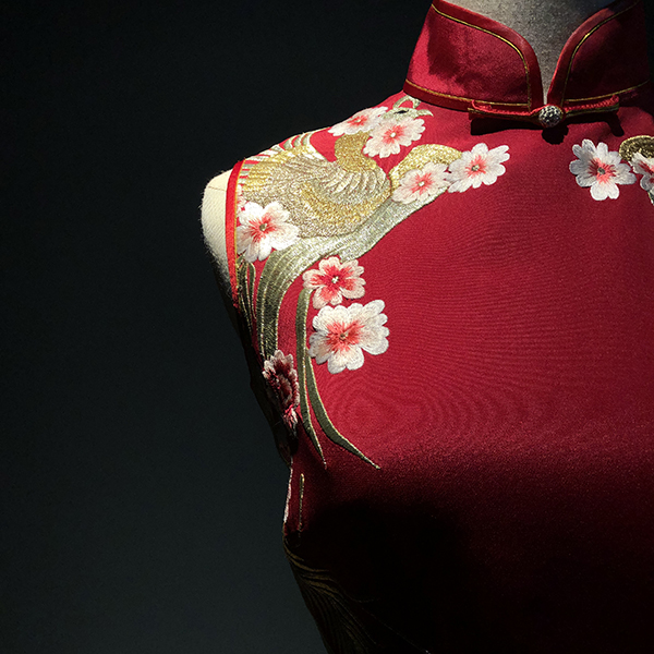 高級(jí)成衣系列《朱砂》